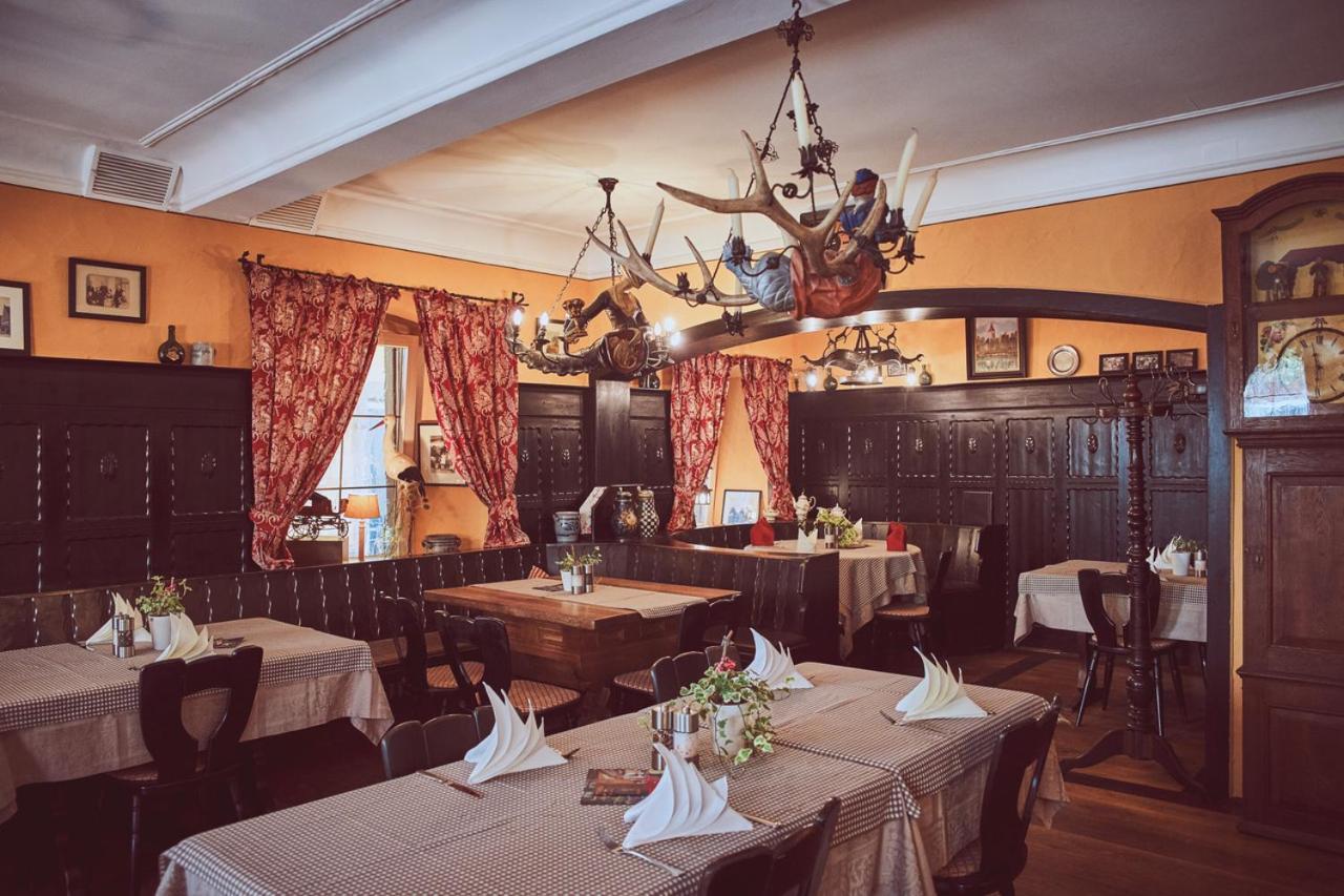 Gasthof Zum Storch Prichsenstadt Luaran gambar