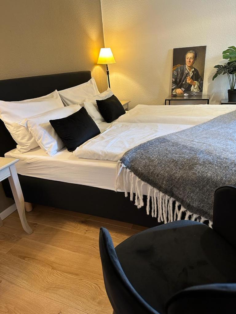 Gasthof Zum Storch Prichsenstadt Luaran gambar