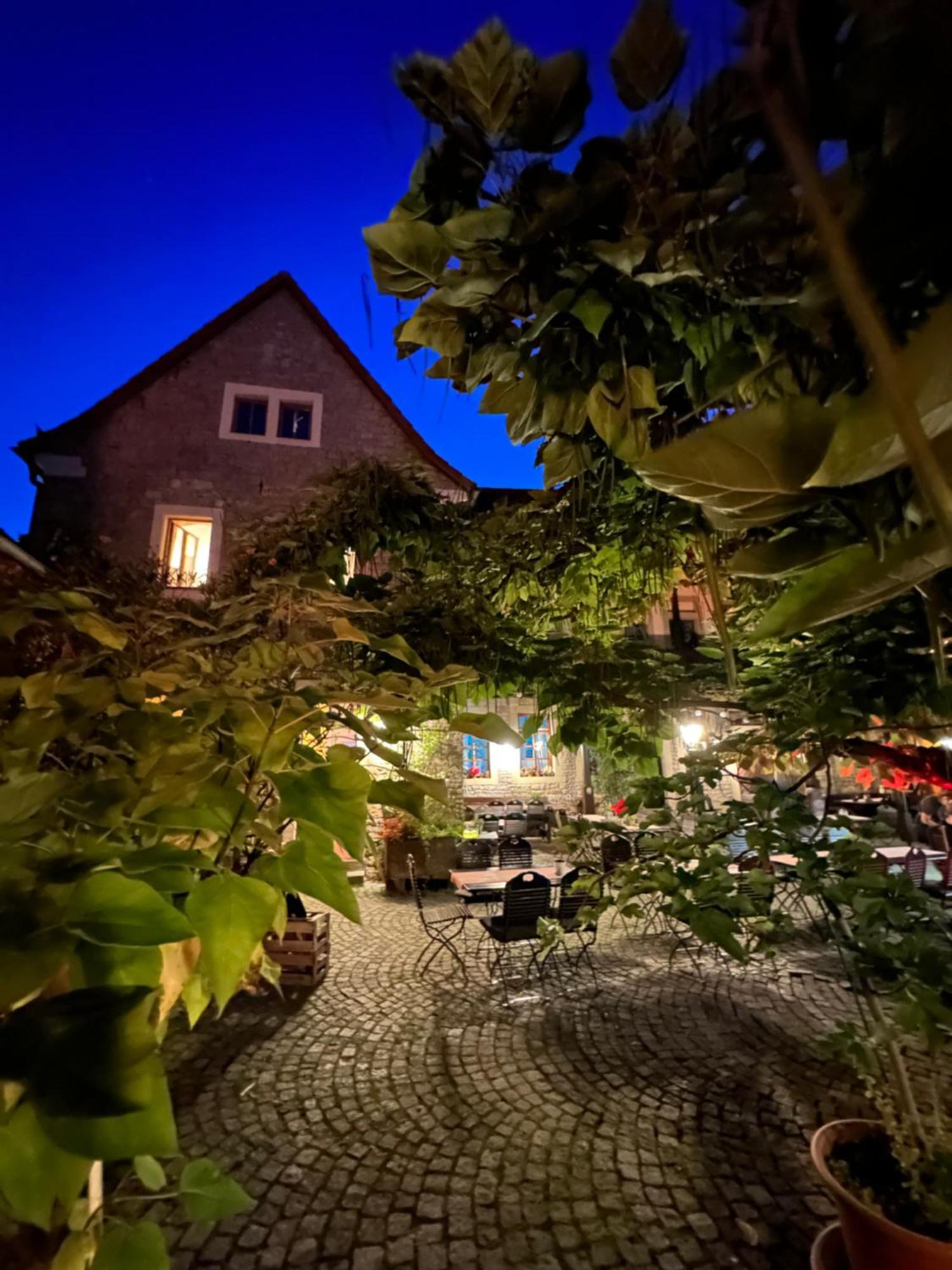 Gasthof Zum Storch Prichsenstadt Luaran gambar