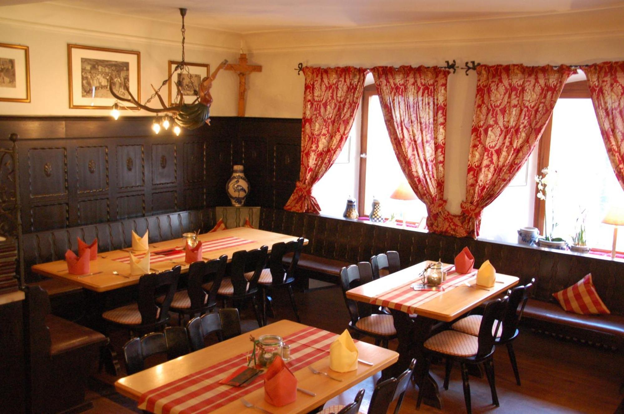 Gasthof Zum Storch Prichsenstadt Luaran gambar