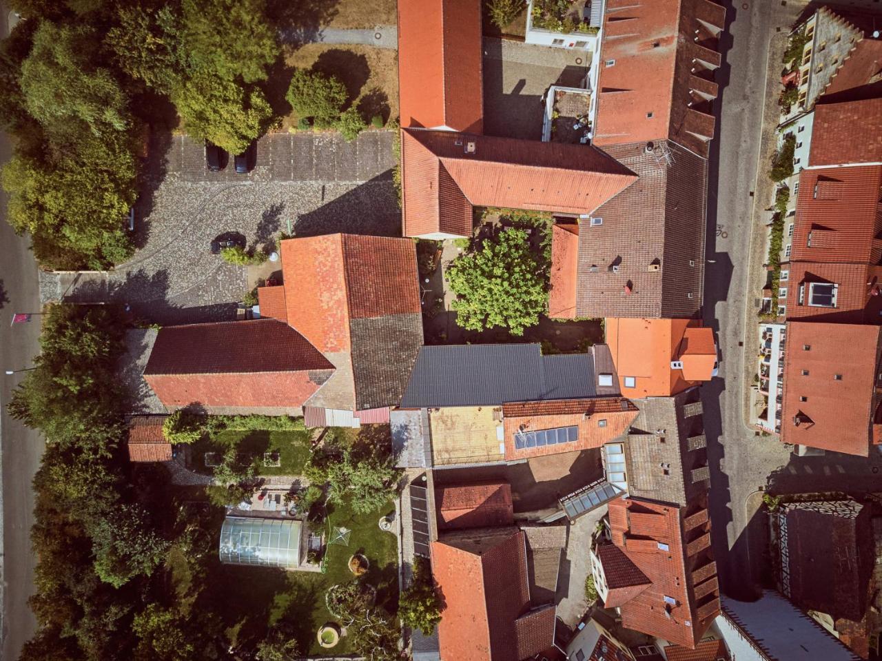Gasthof Zum Storch Prichsenstadt Luaran gambar